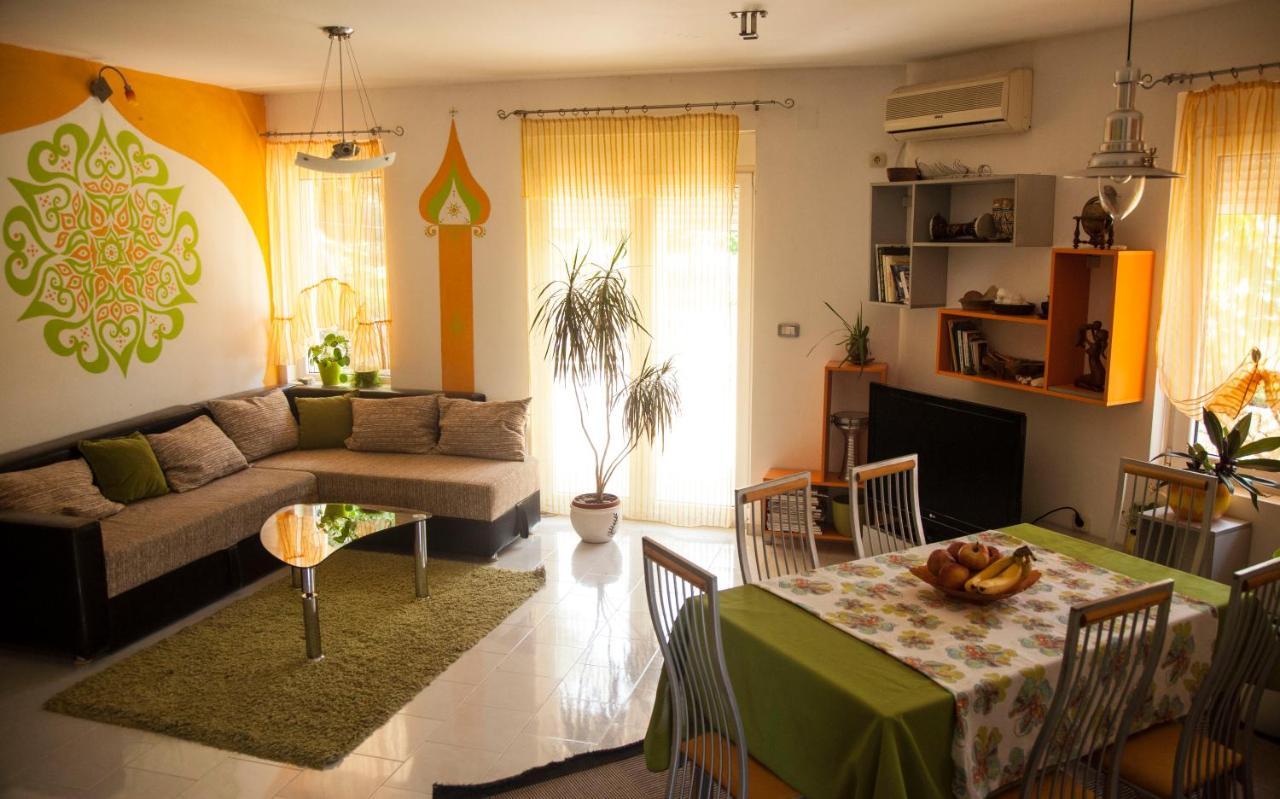 Mirta Apartments Family Farm Budva Exterior photo